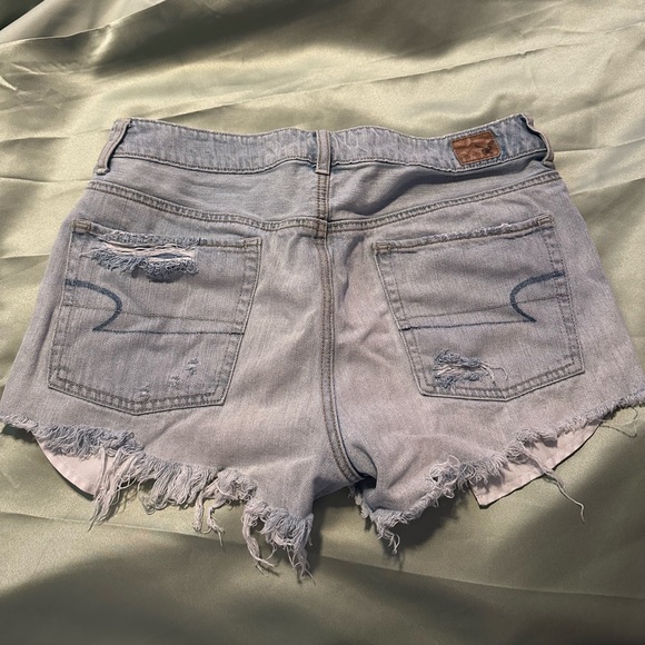 American Eagle Outfitters Festival Hi - Rise Jean Short - Picture 2 of 3